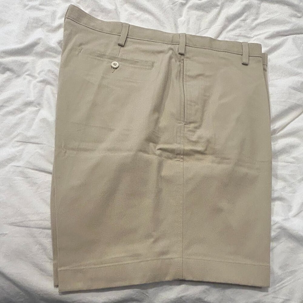 LANDS END CHINO SHORTS NWT